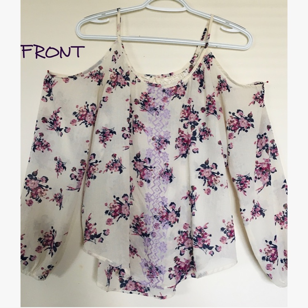 Floral Cold Shoulder Top💖💐